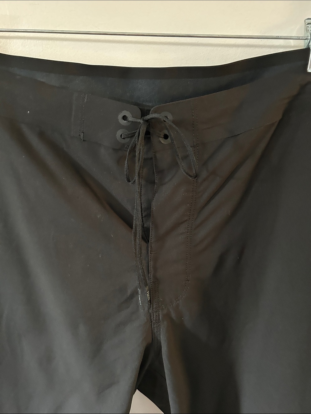 Vuori Knox Boardshorts Men's Black 34 Outdoor Beach Swim Surf - Picture 2 of 12
